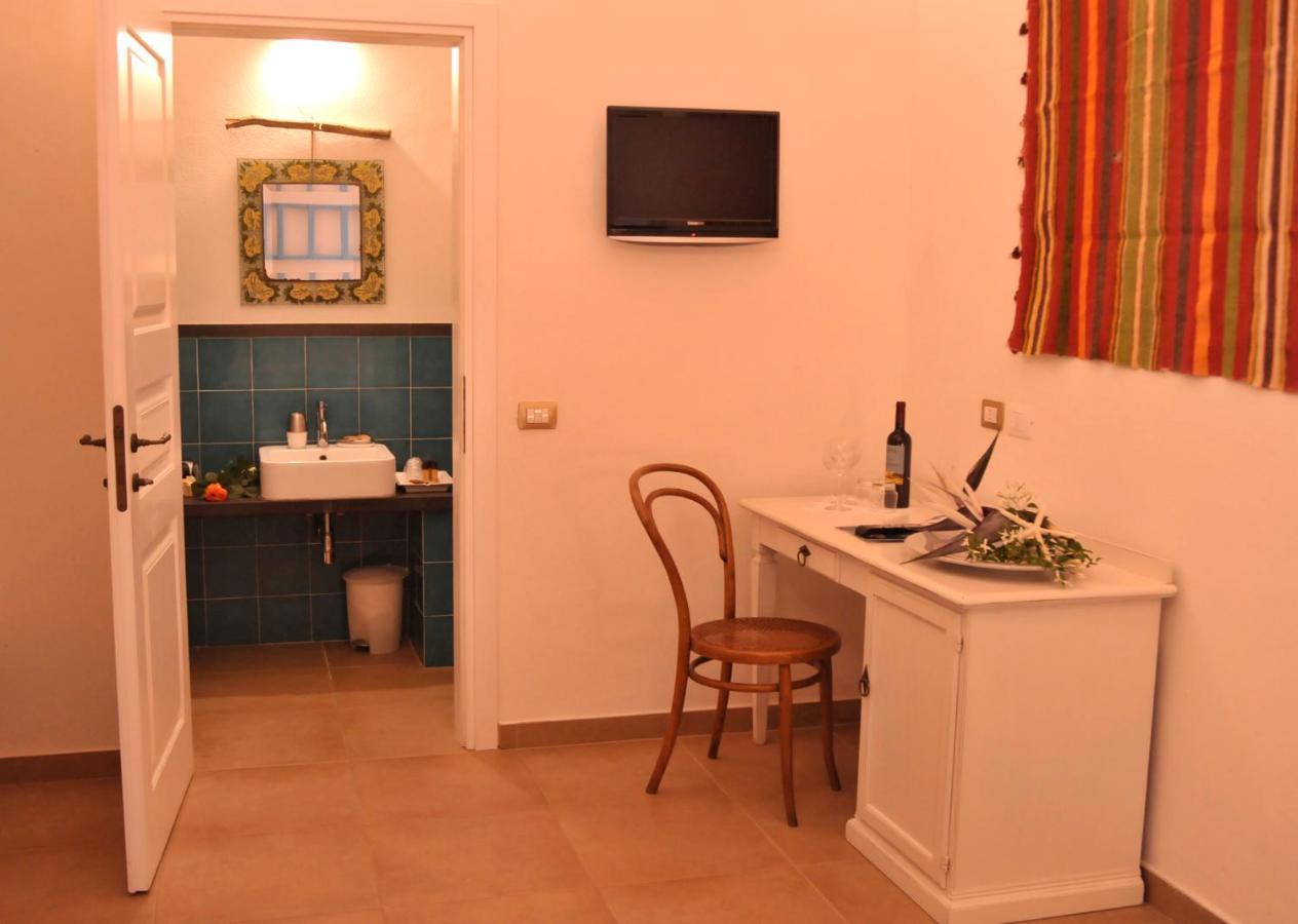Pimpina Hotel 3*